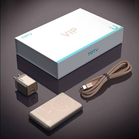 پک vip totu همراه پاوربانک مکسیف 10000 اداپتور ۳۰w و کاب دوسر تایپ کنفی